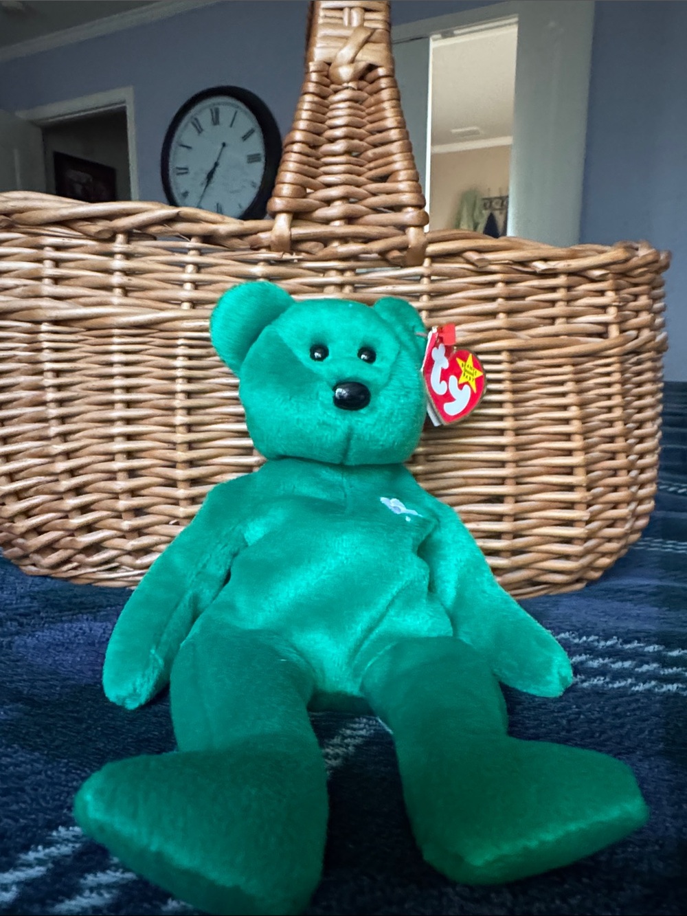 Ty Emerald Green Beanie Baby Bear with Heart Tag